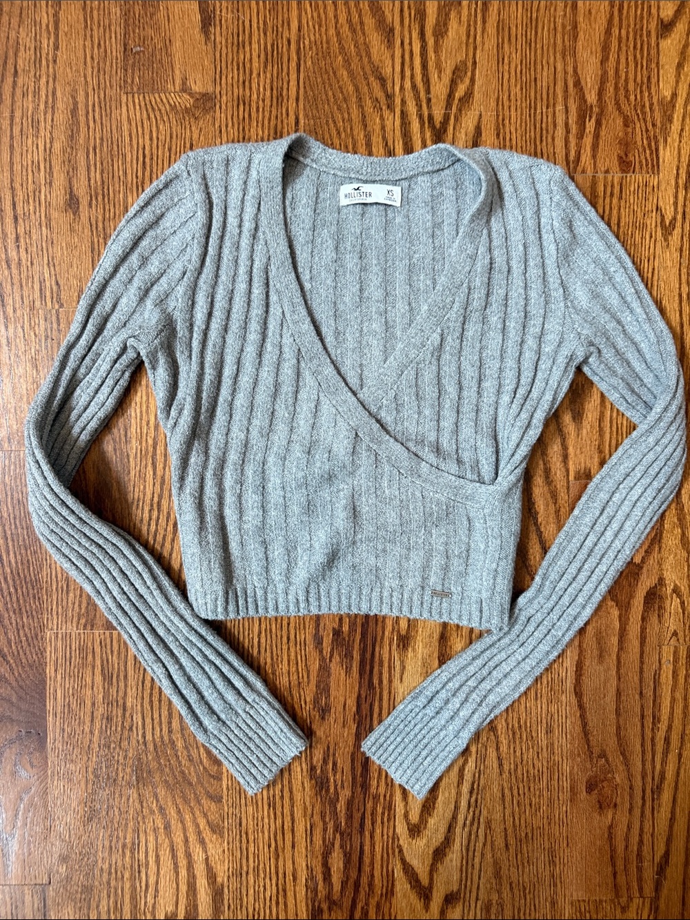 Hollister Women's Gray Ribbed faux Wrap Crop Sweater